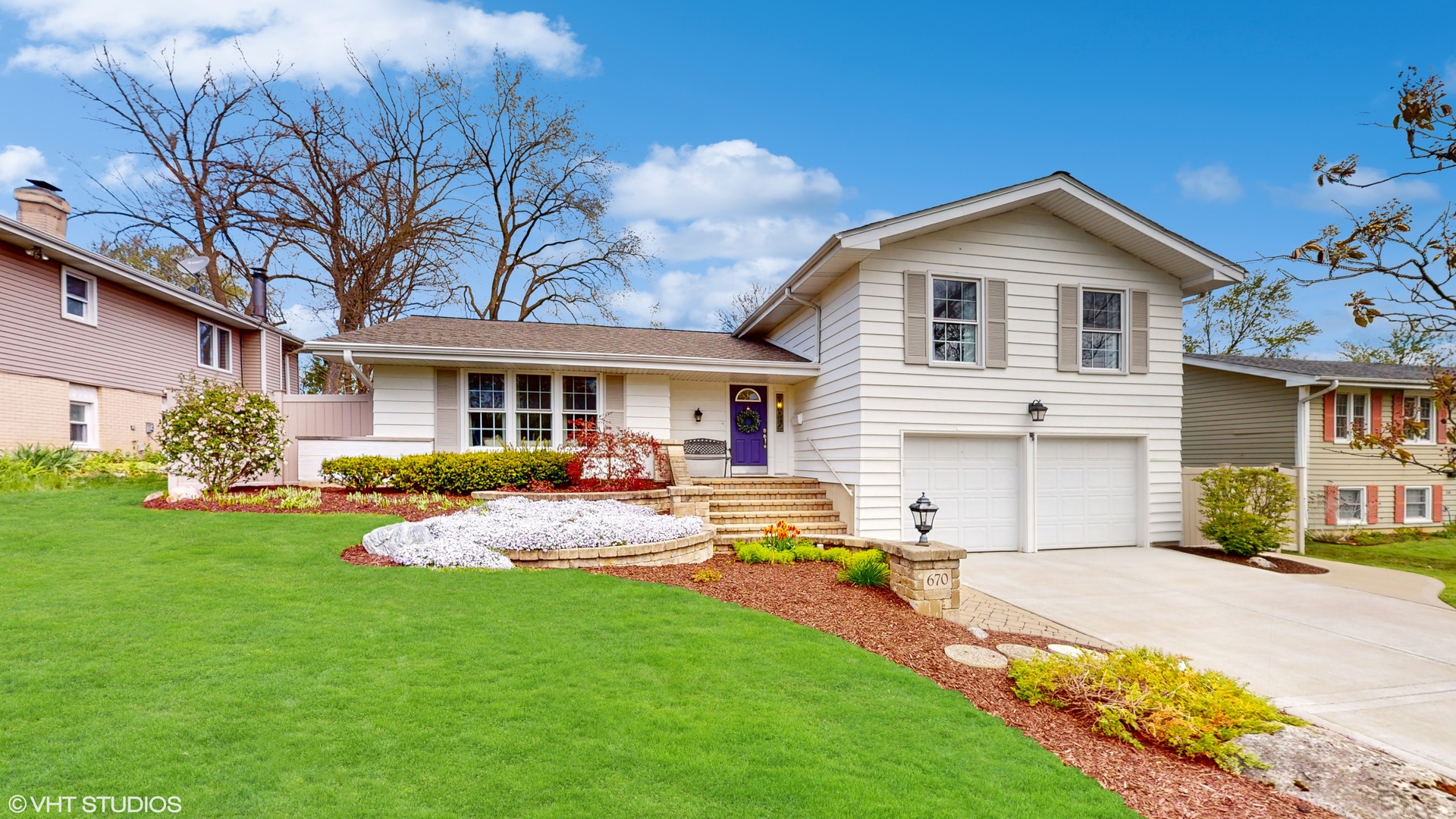 21W670 Buckingham Road W