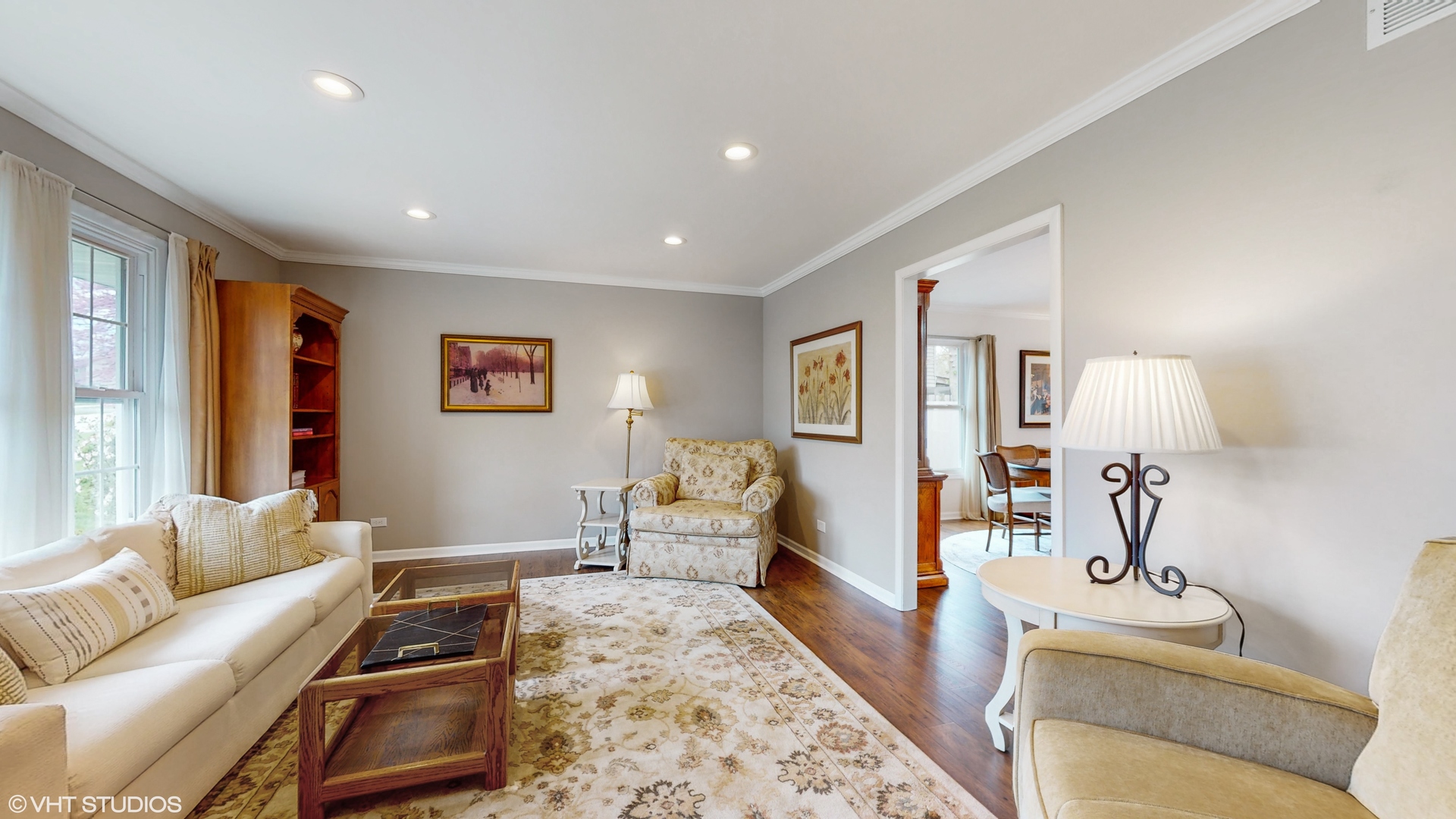 21W670 Buckingham Road W