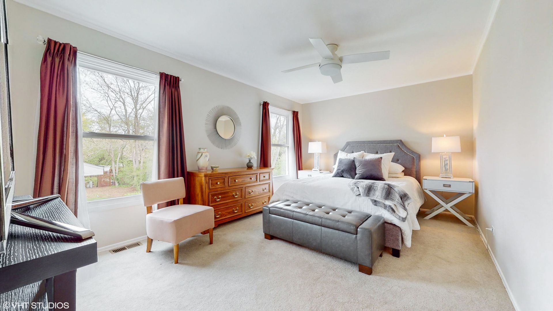 21W670 Buckingham Road W