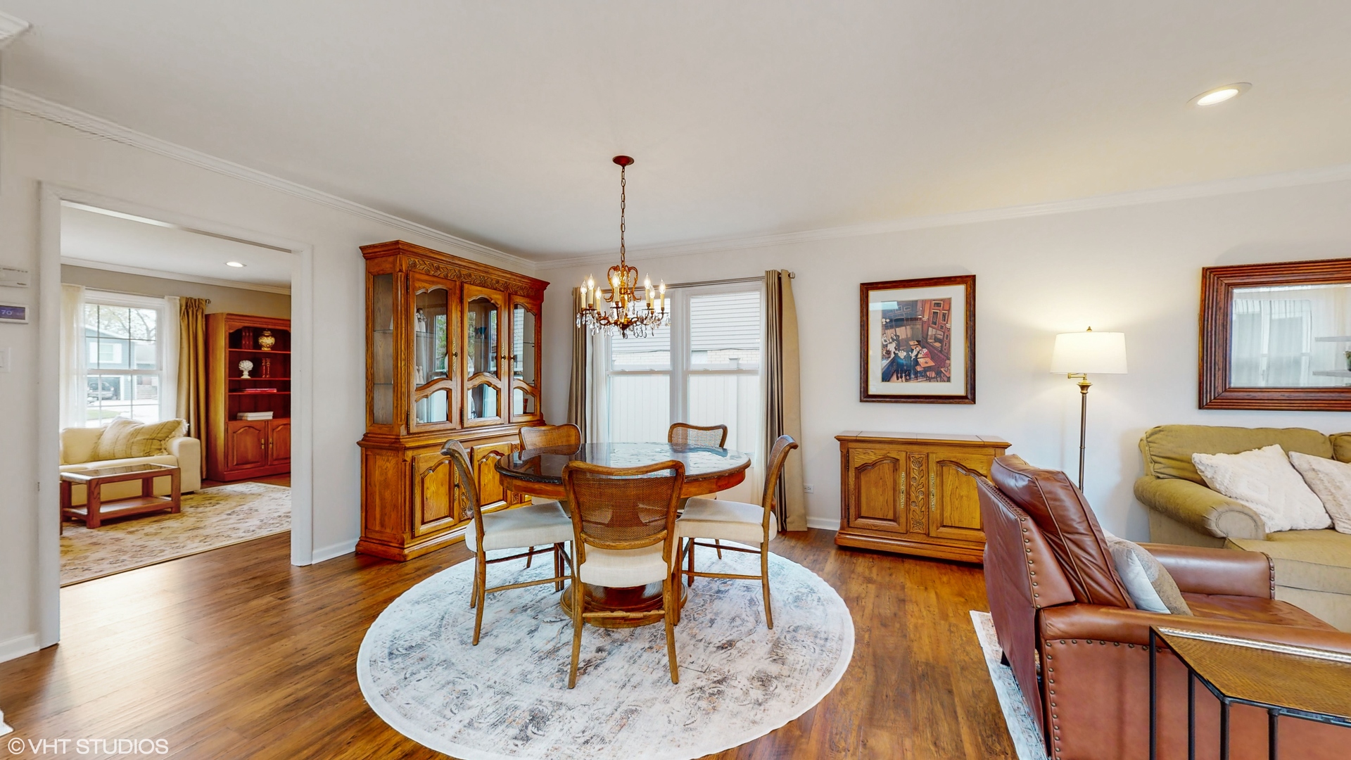 21W670 Buckingham Road W