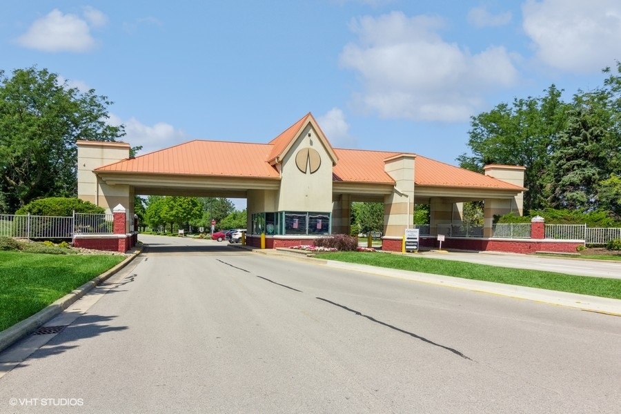 21520 W Empress Lane