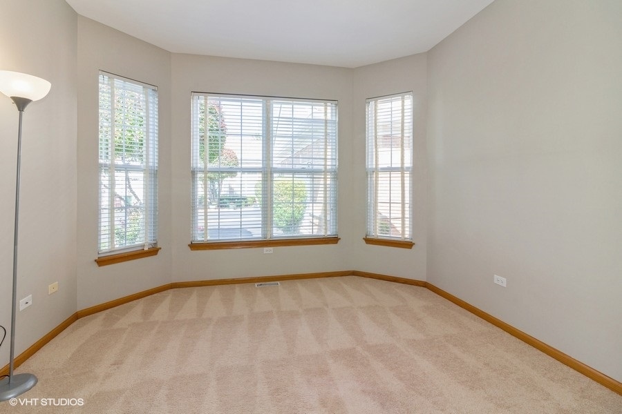 21520 W Empress Lane