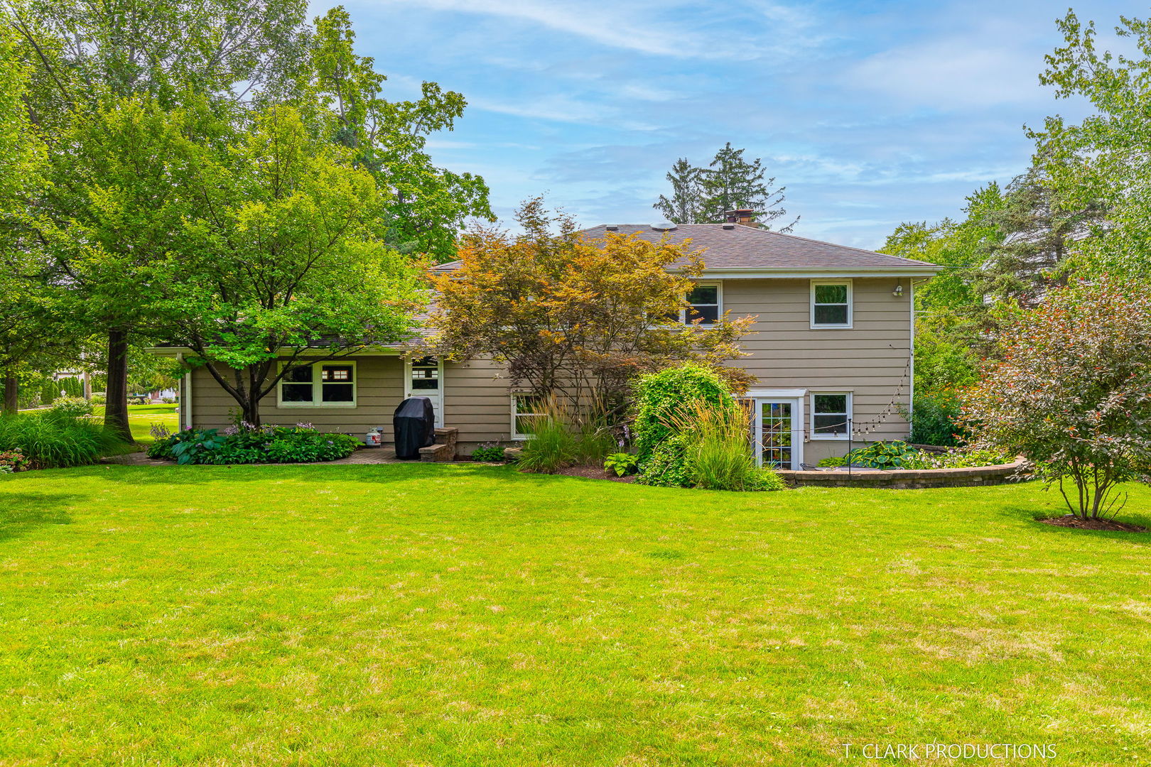 1419 E Forest Avenue