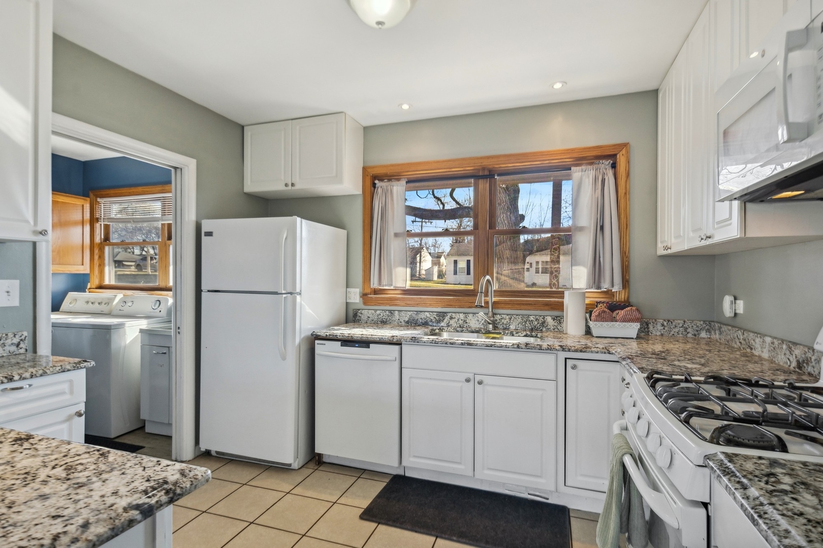 407 E Elm Street
