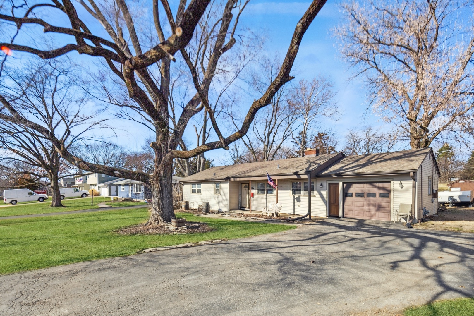 407 E Elm Street