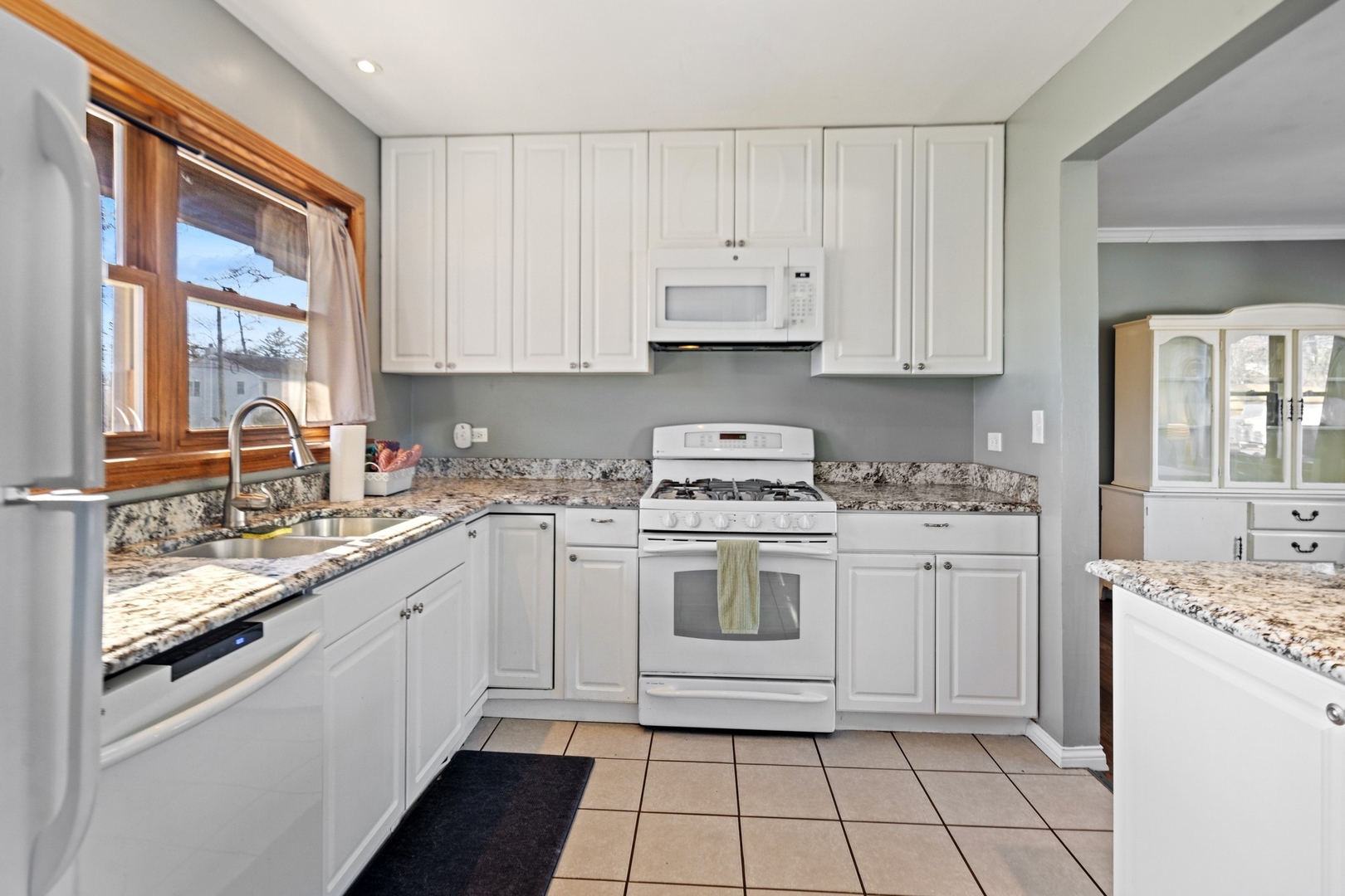 407 E Elm Street
