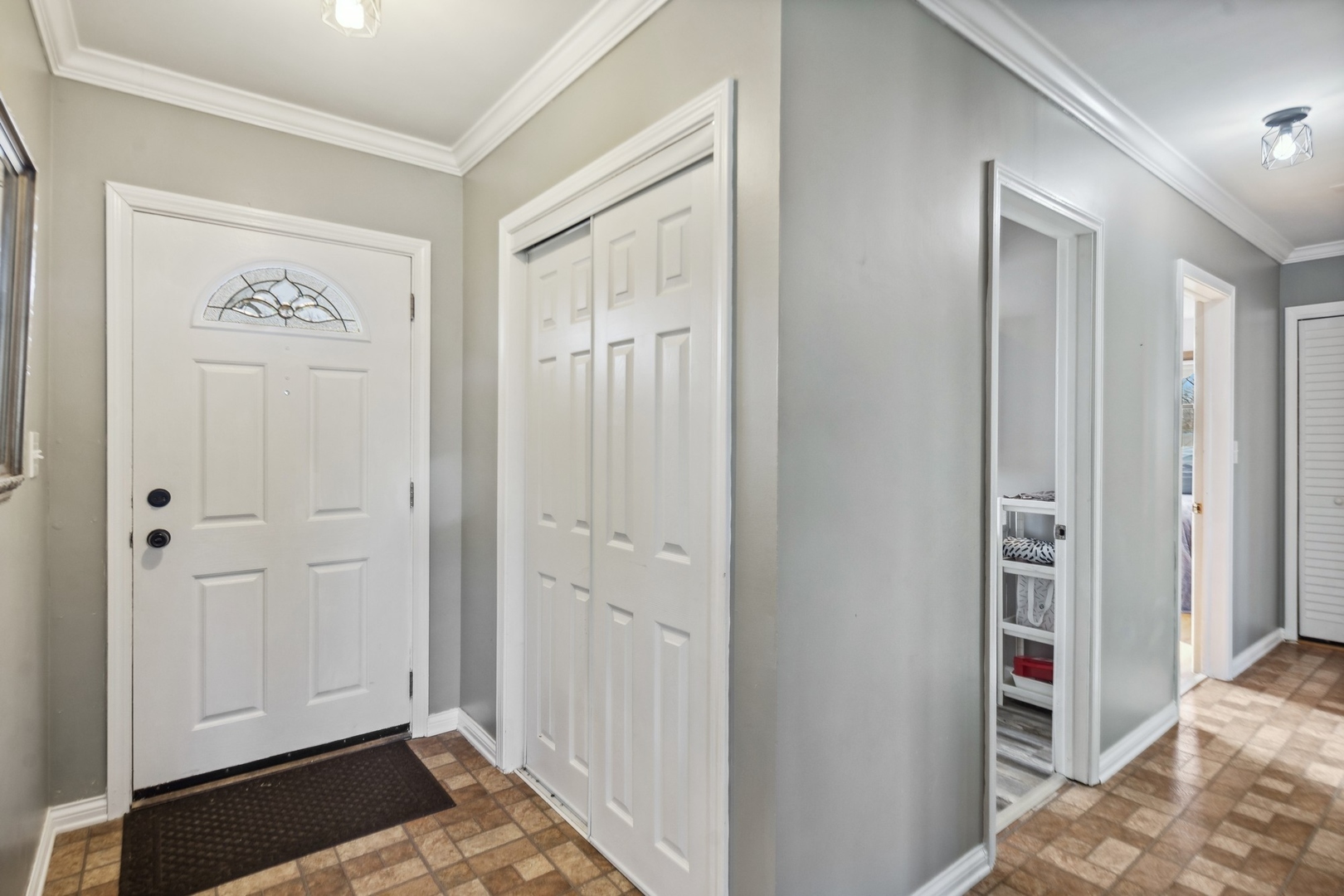 407 E Elm Street
