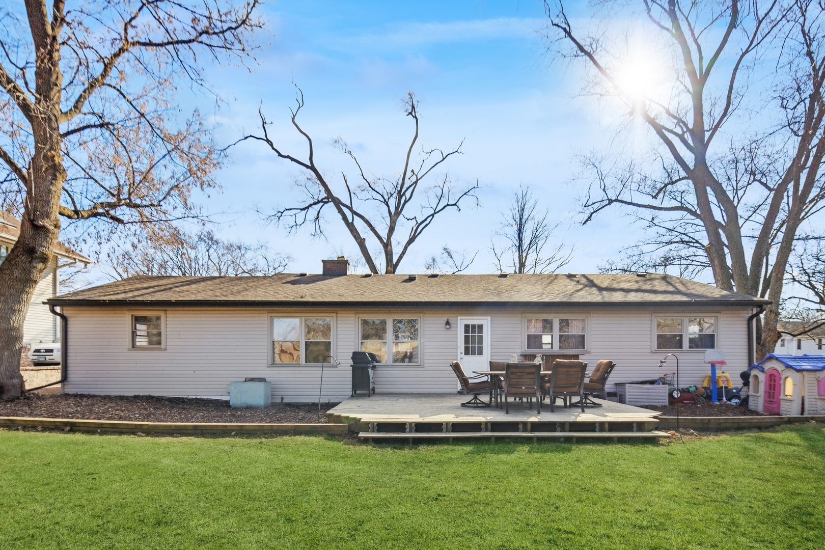407 E Elm Street