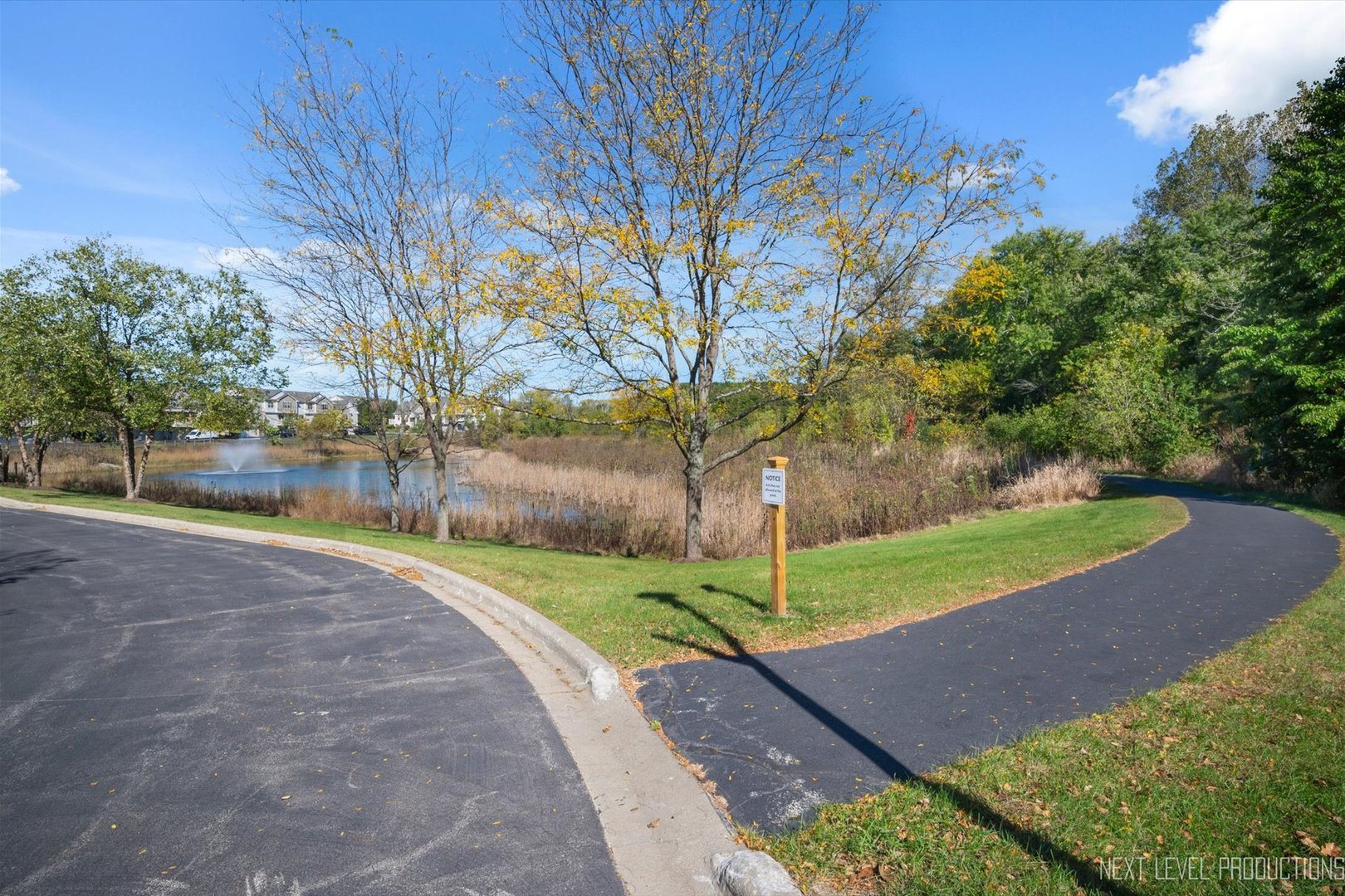 27W735 N Meadowview Drive