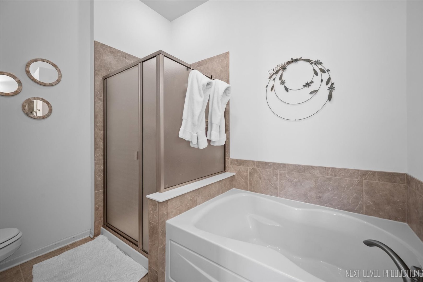 27W735 N Meadowview Drive