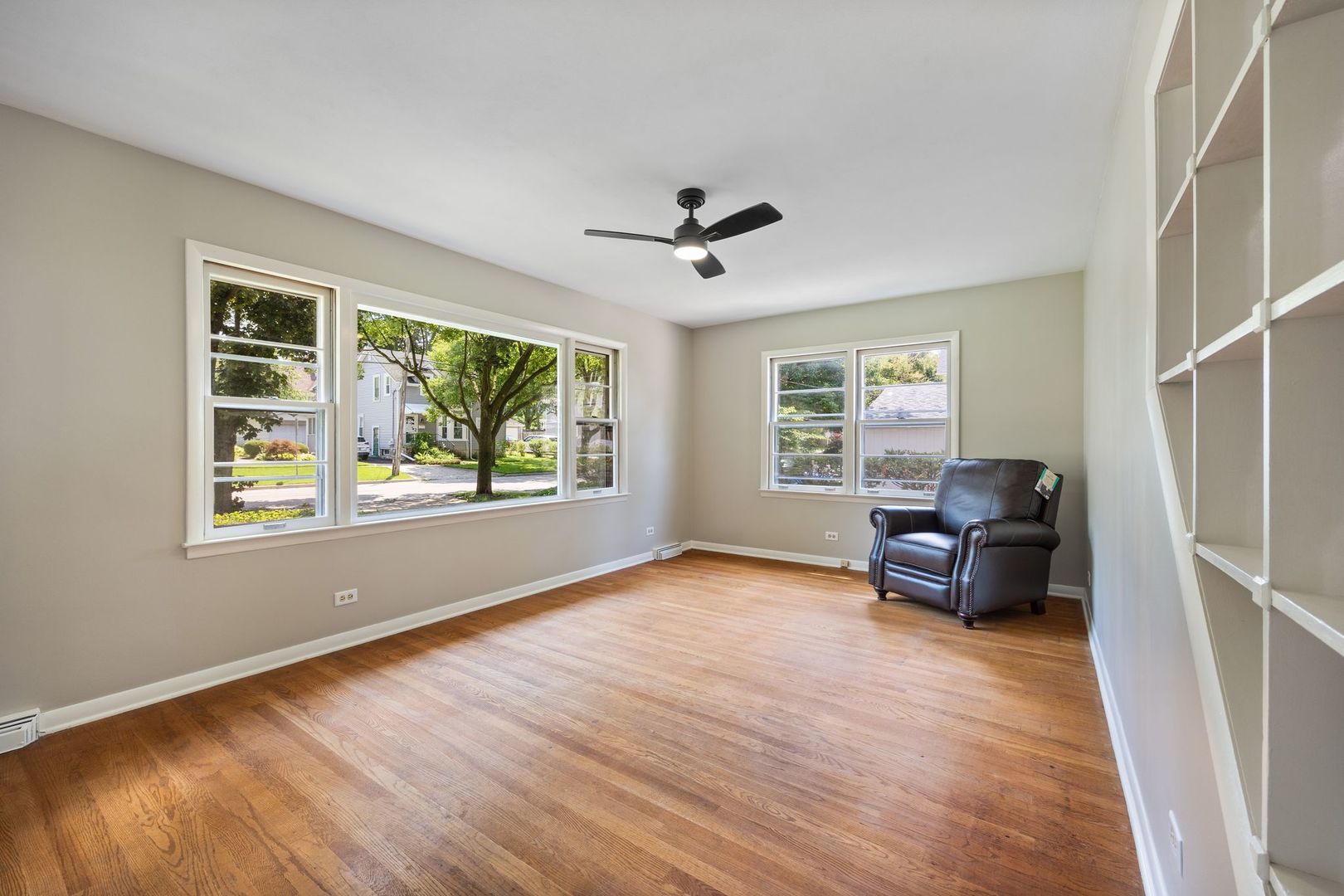 116 N Oakwood Avenue