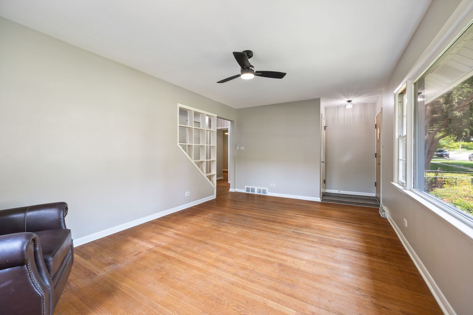 116 N Oakwood Avenue