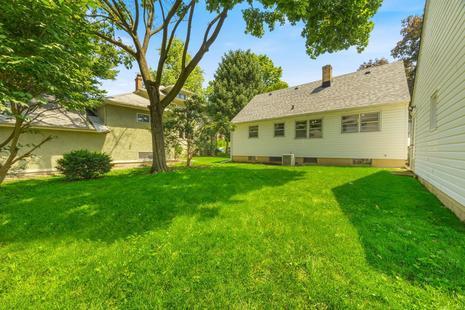 116 N Oakwood Avenue