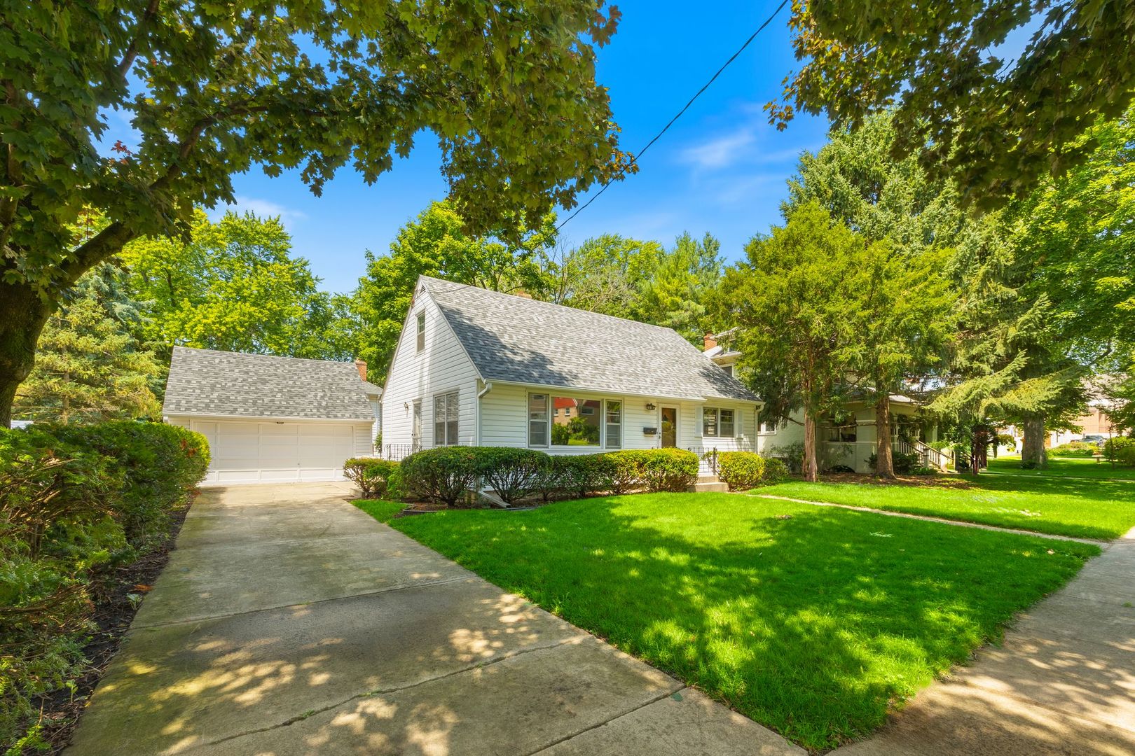 116 N Oakwood Avenue