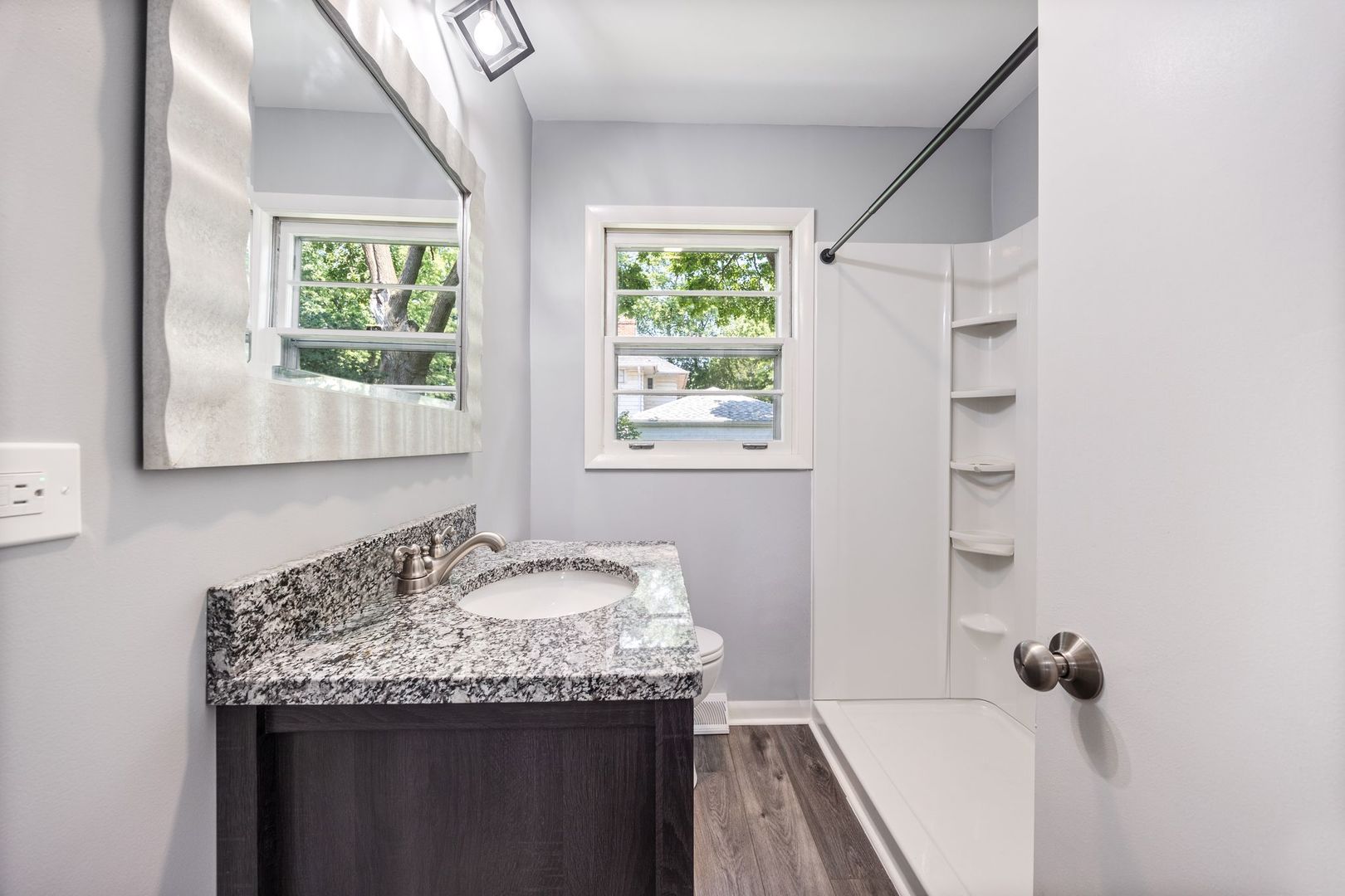 116 N Oakwood Avenue