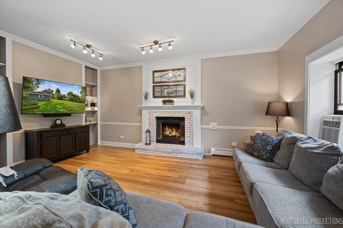 431 E Washington Street