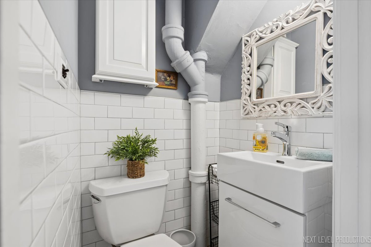 431 E Washington Street