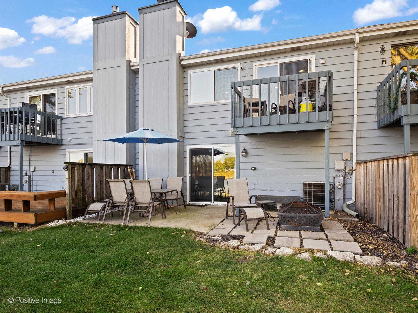 211 Lakeshore Lane Unit: 211