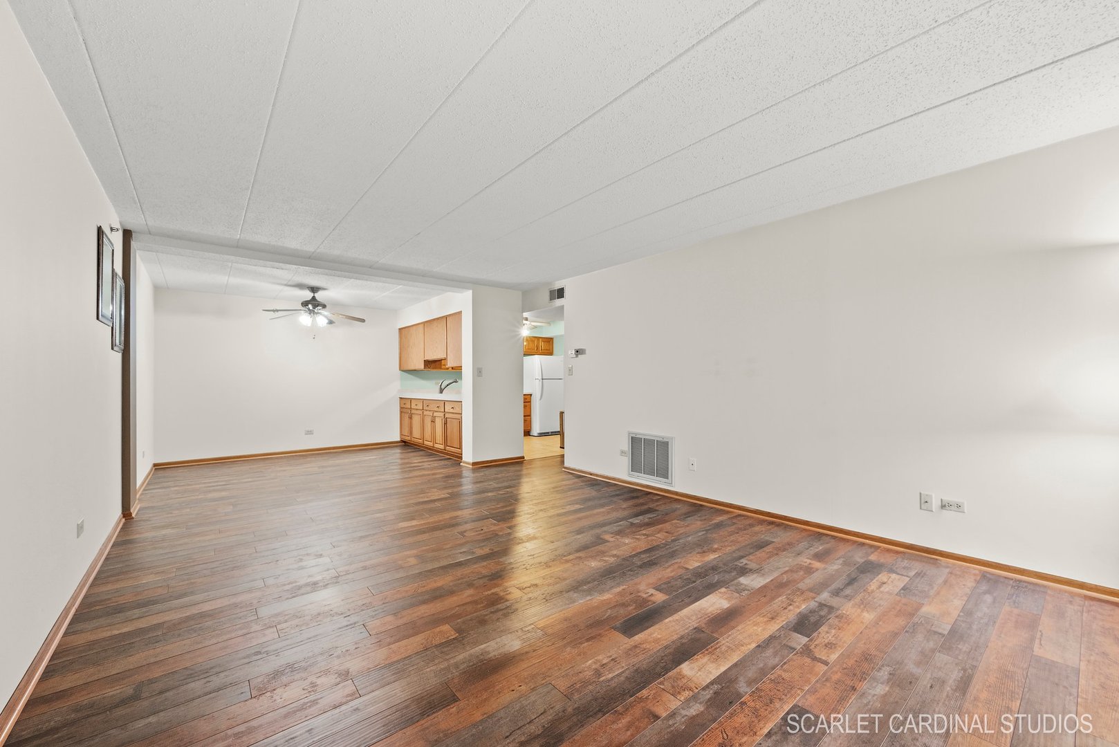 212 W Saint Charles Road Unit: 107