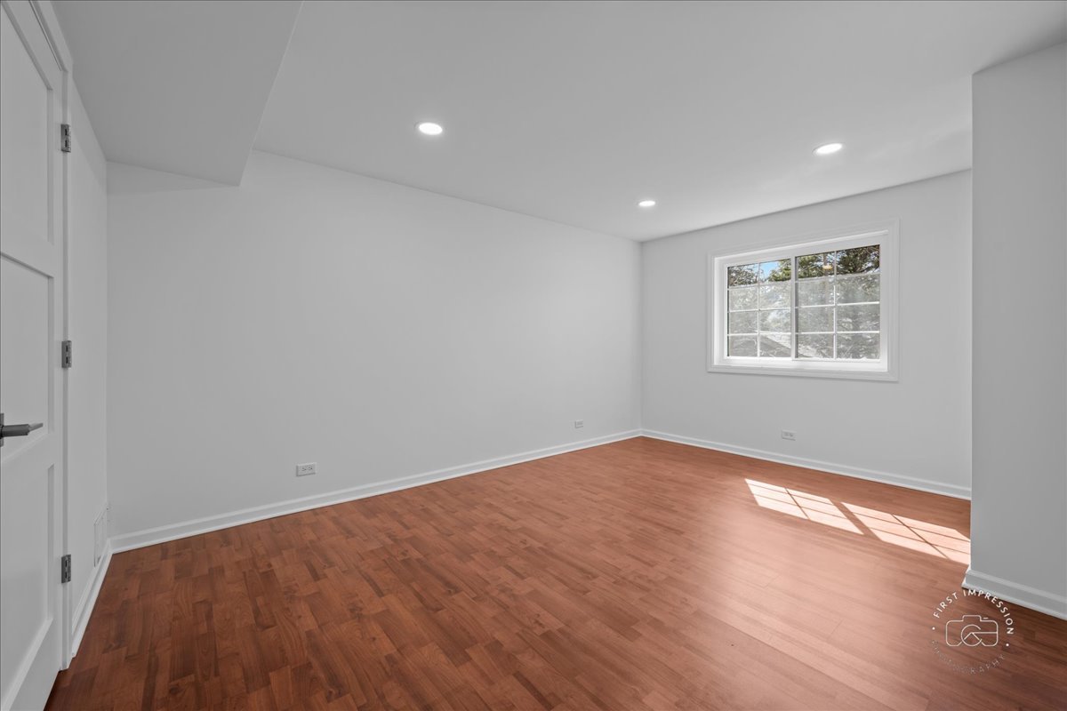 404 Melrose Avenue Unit: 303
