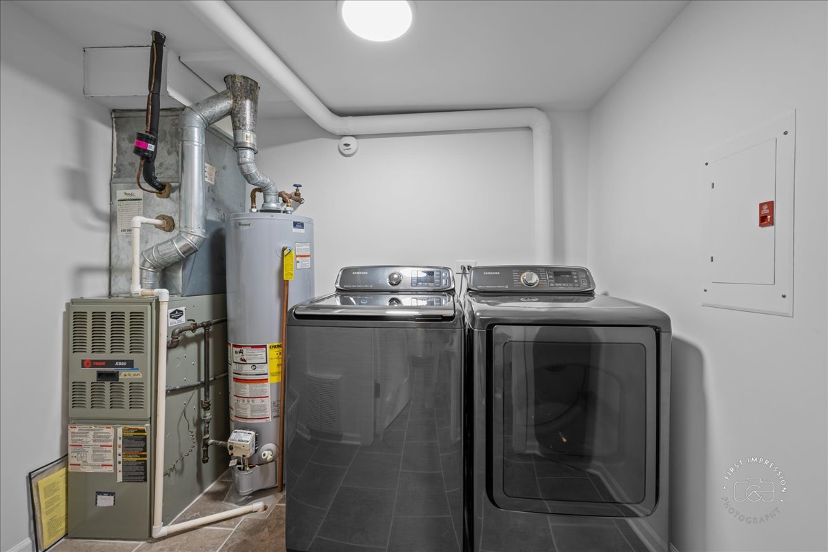 404 Melrose Avenue Unit: 303