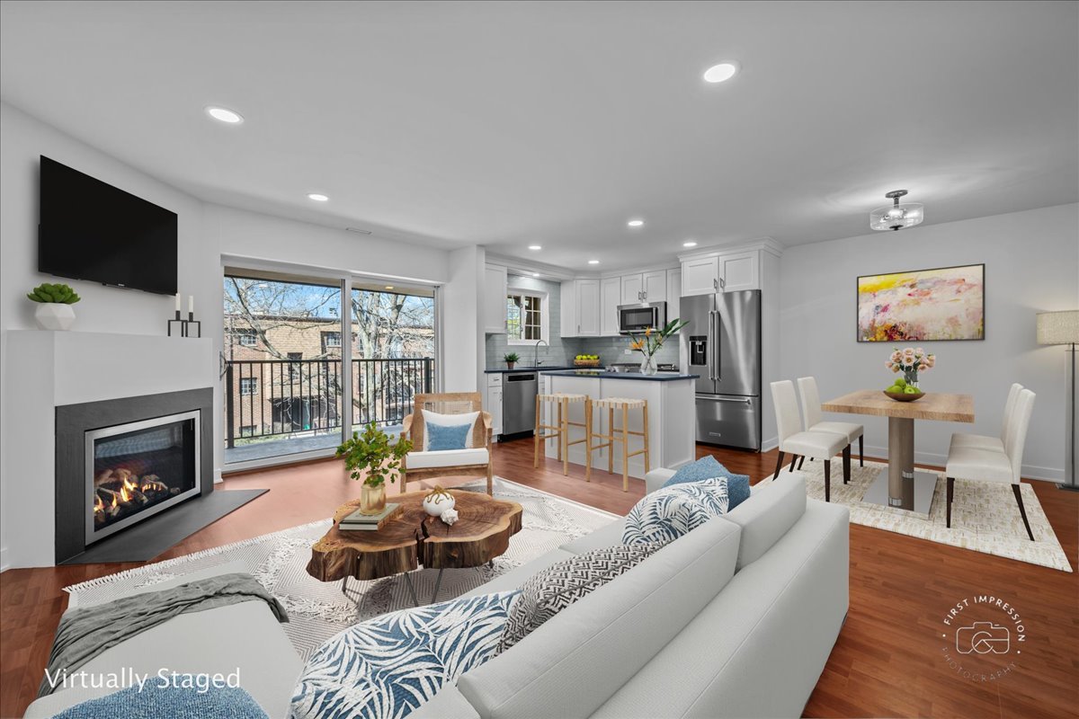 404 Melrose Avenue Unit: 303
