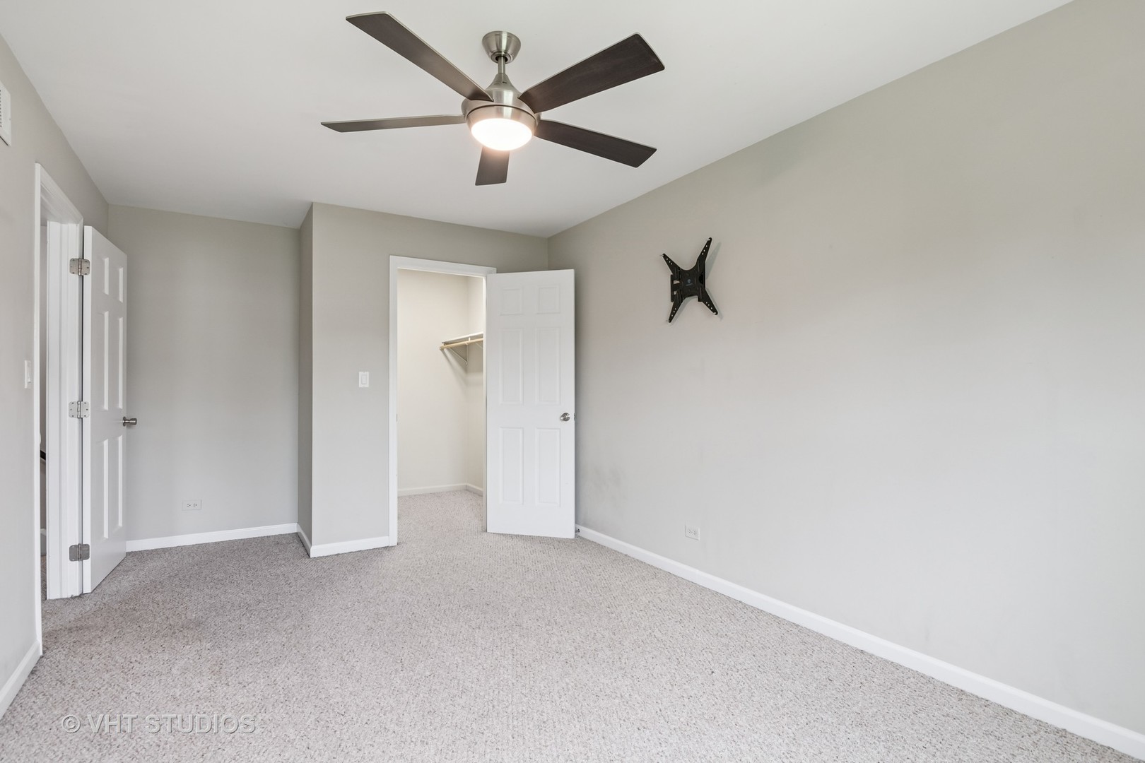 1679 Williamsburg Court Unit: C