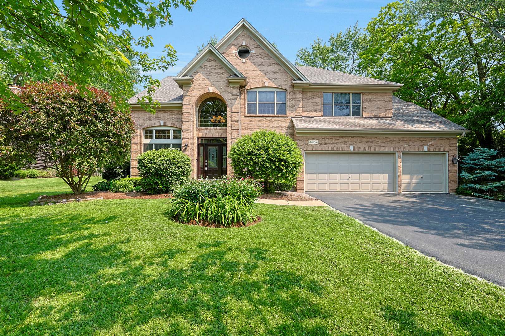 28W624 Berkshire Road