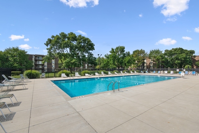1321 S Finley Road Unit: 108