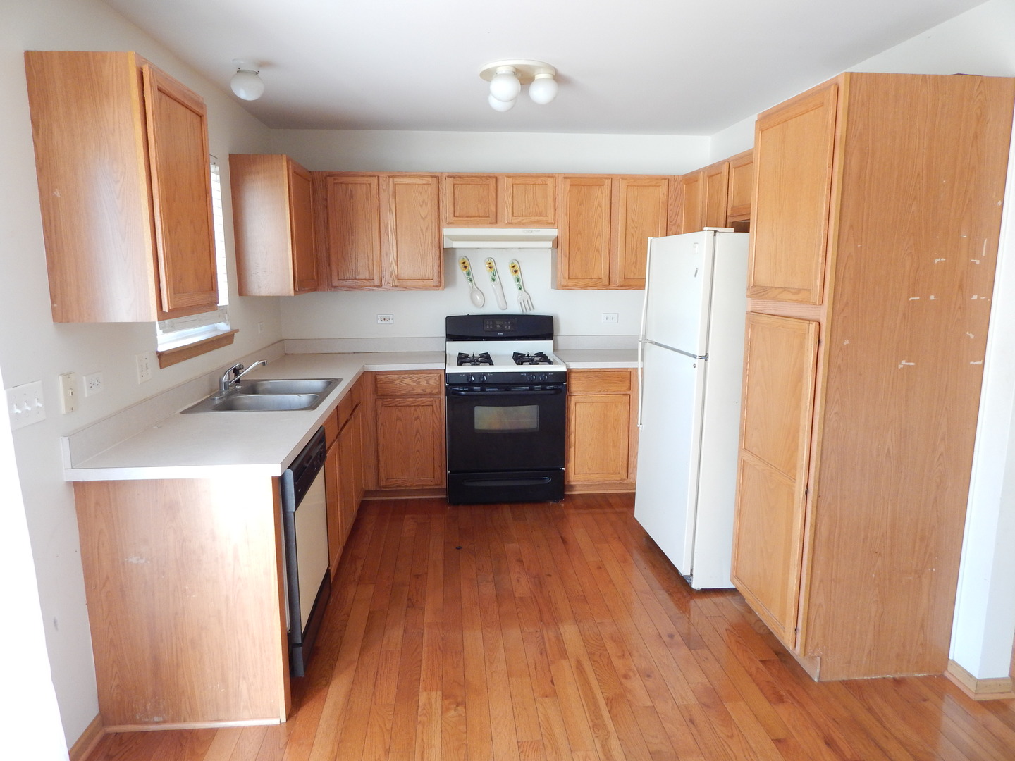 2800 E BRIDLEWAY Court