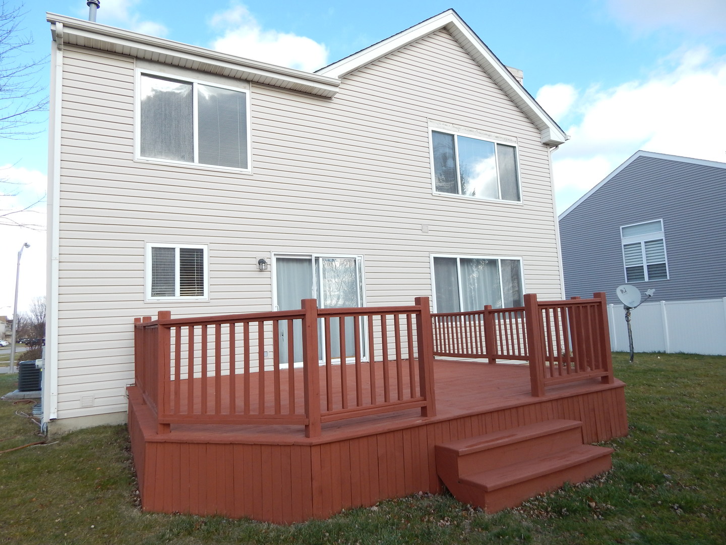 2800 E BRIDLEWAY Court