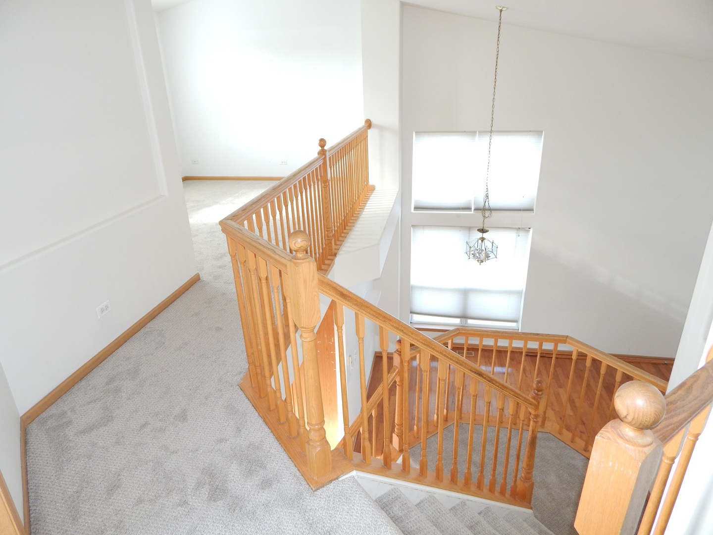 2800 E BRIDLEWAY Court