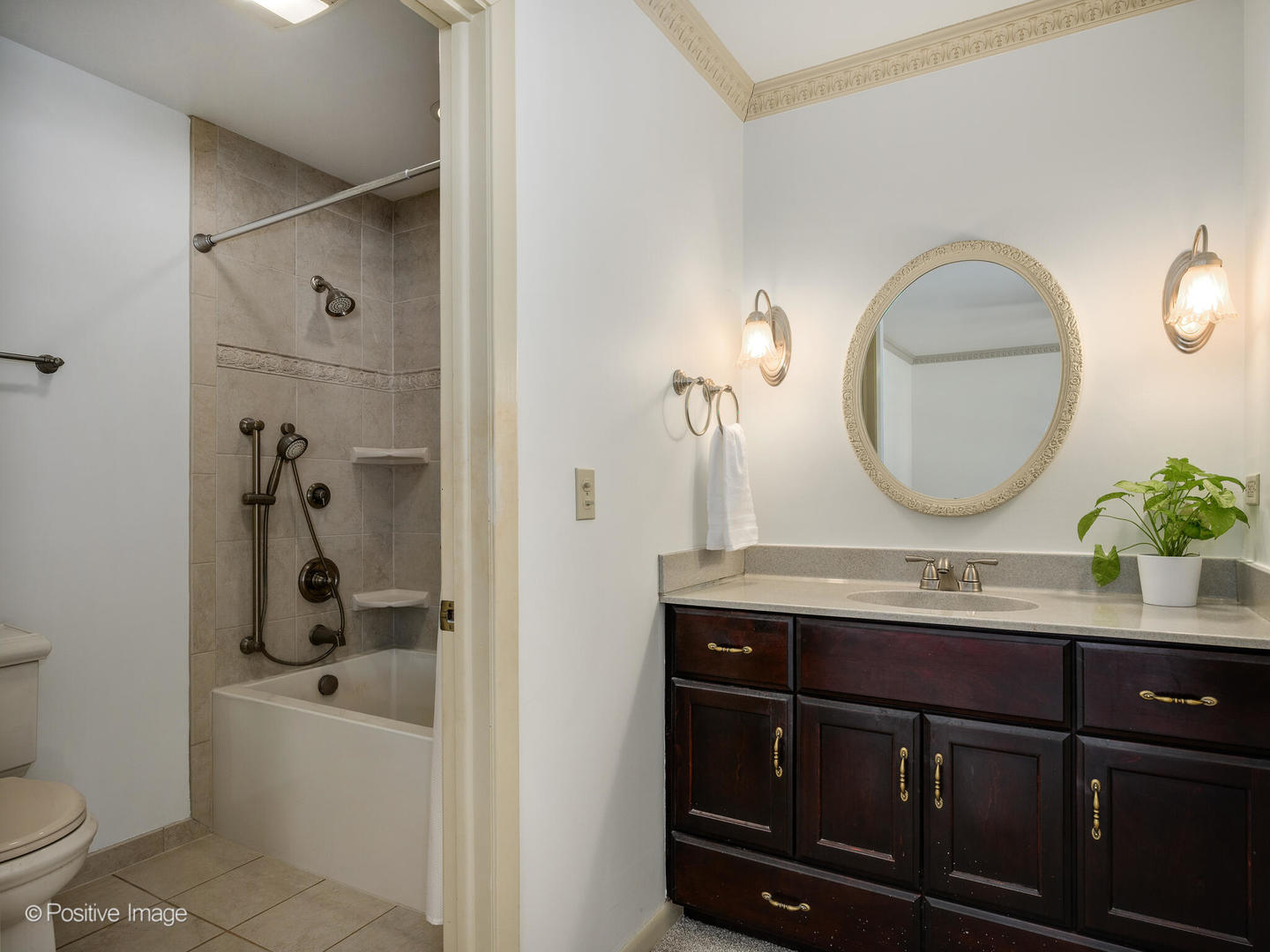 24W681 Woodcrest Drive