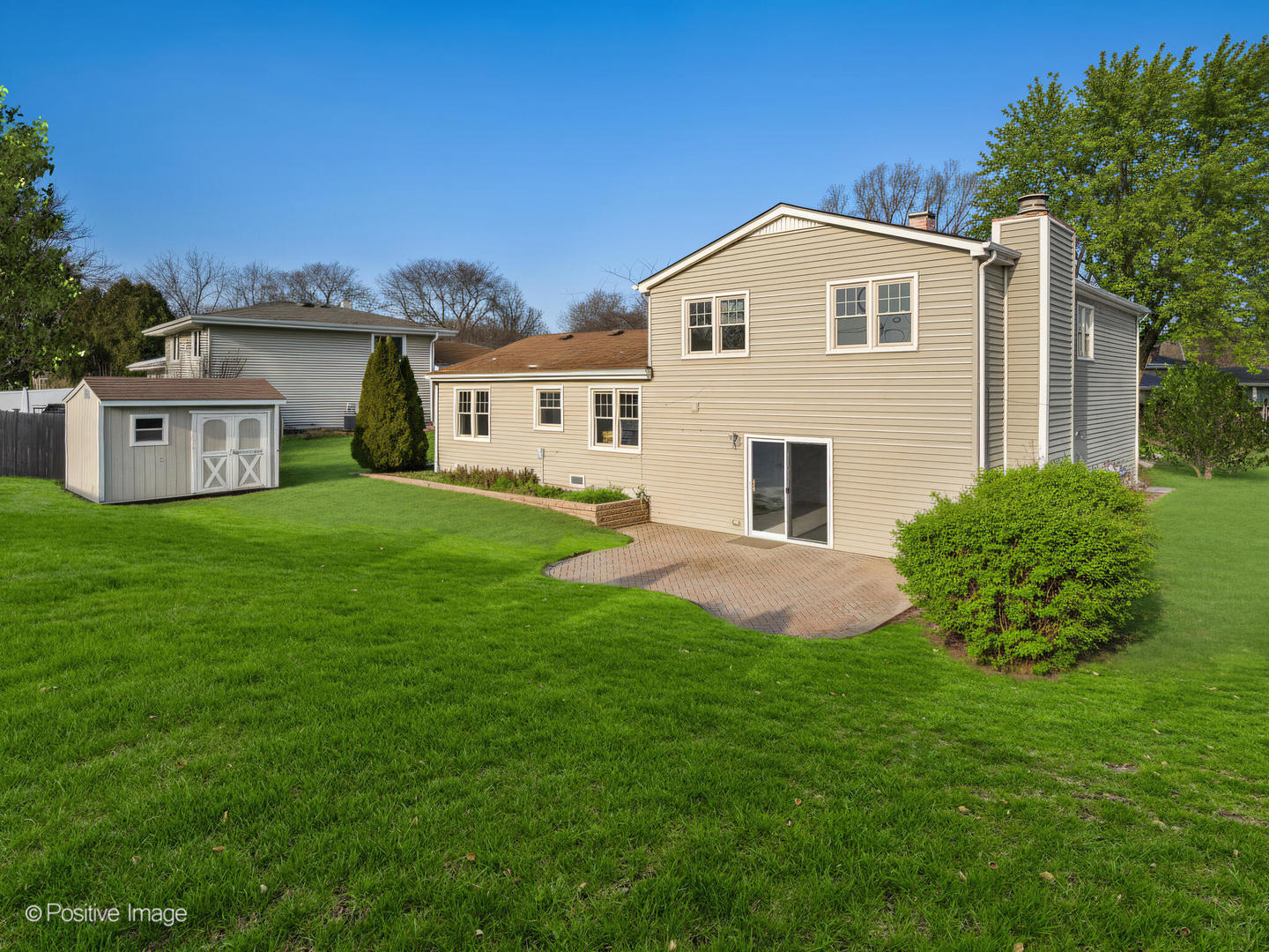 24W681 Woodcrest Drive