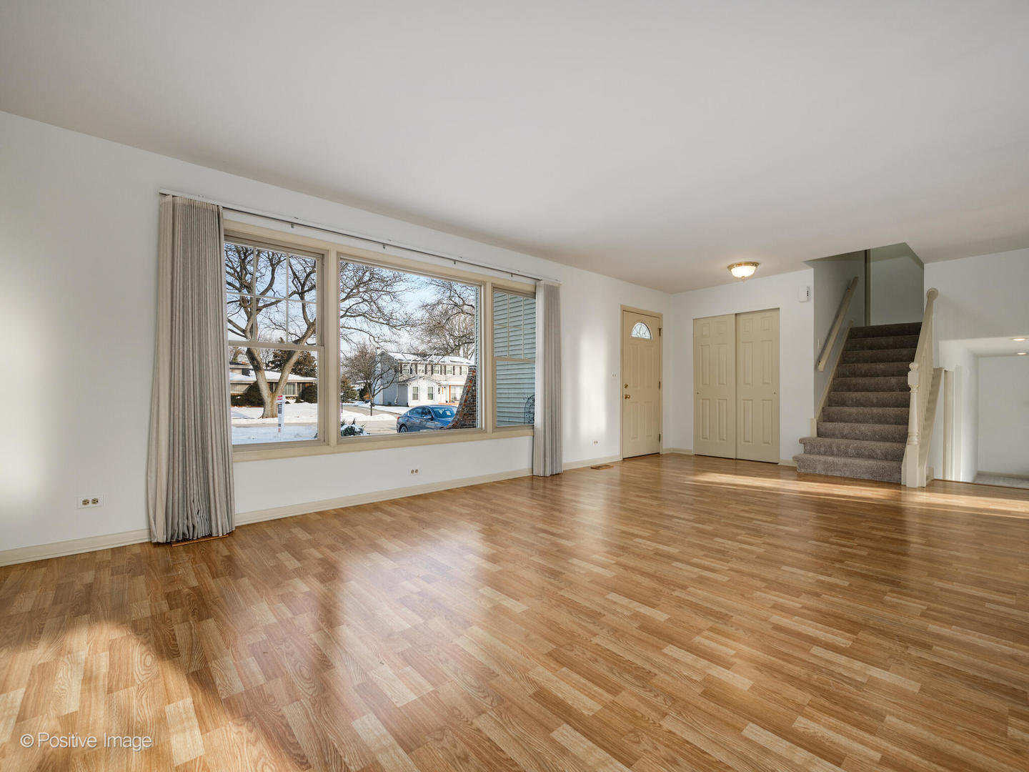 24W681 Woodcrest Drive