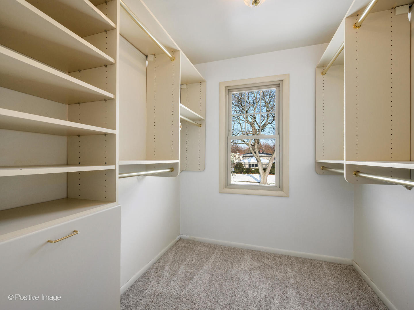 24W681 Woodcrest Drive