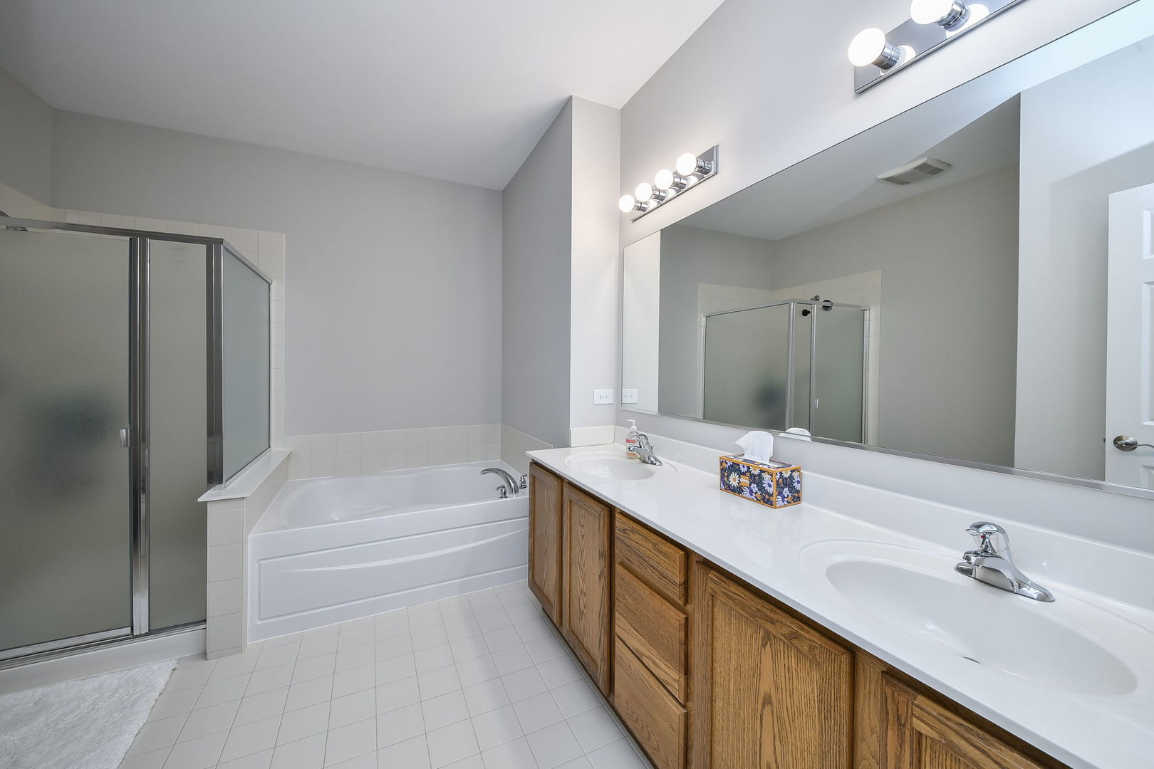 27W753 S Meadowview Drive Unit: 1