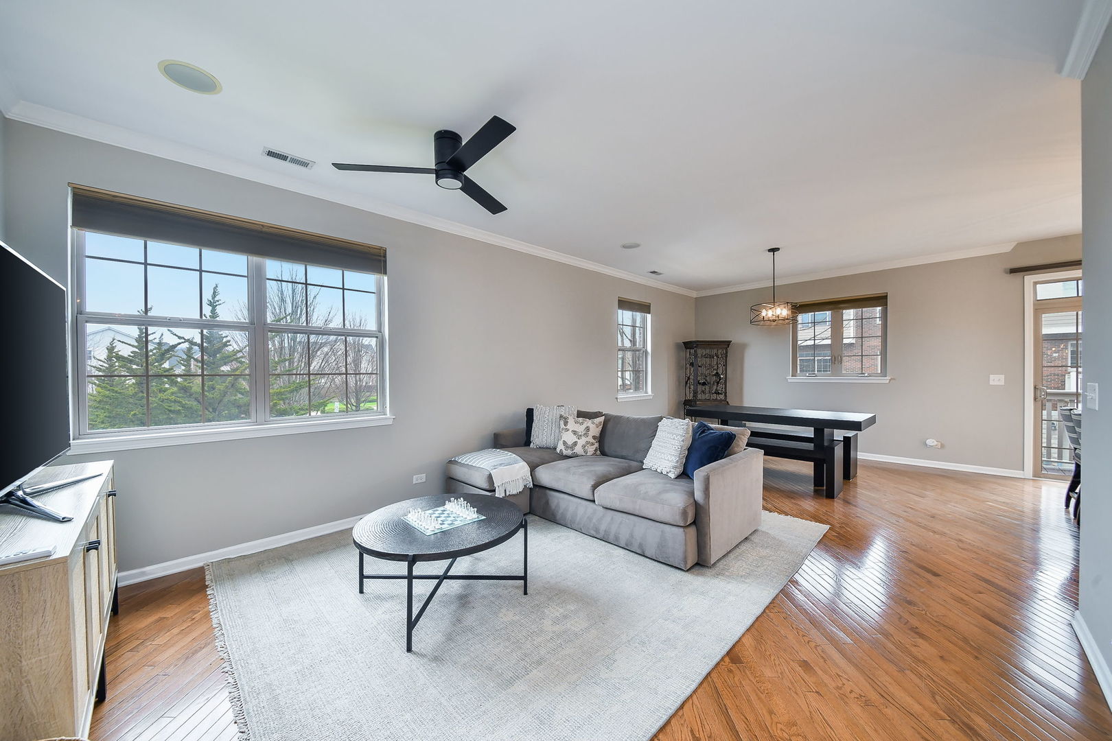 27W753 S Meadowview Drive Unit: 1