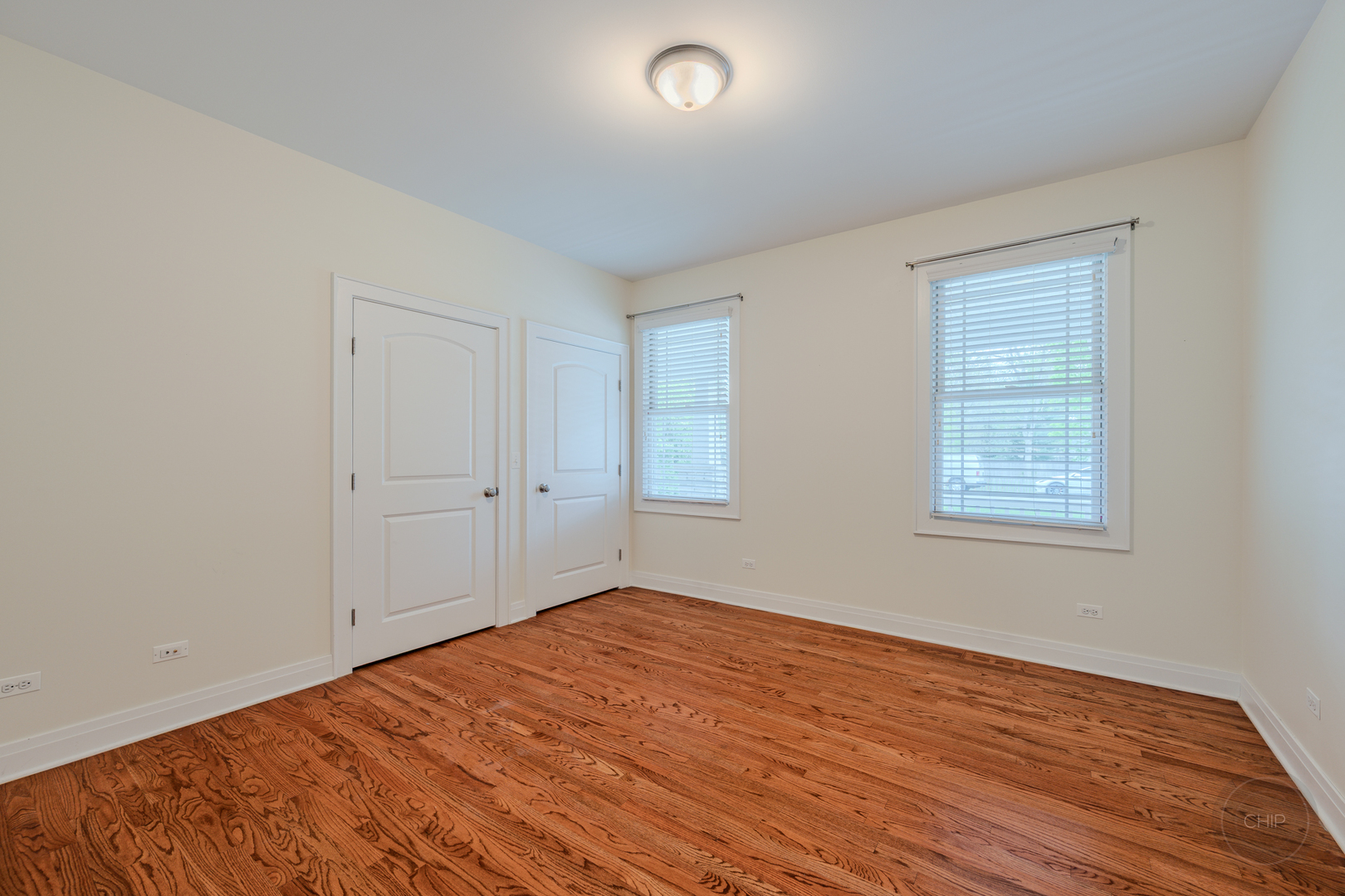3S100 Williams Road