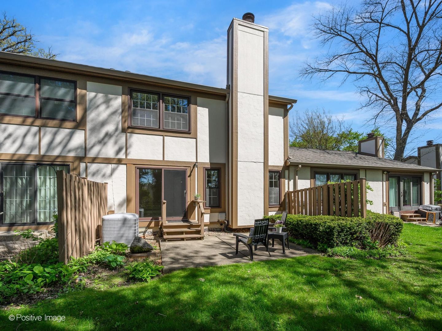 1150 Oakview Drive