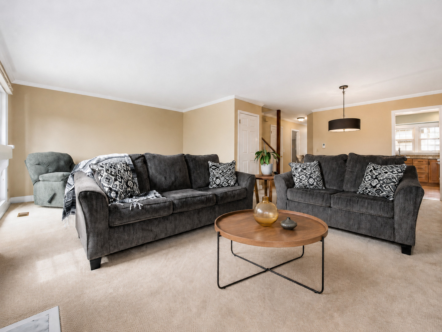 1150 Oakview Drive