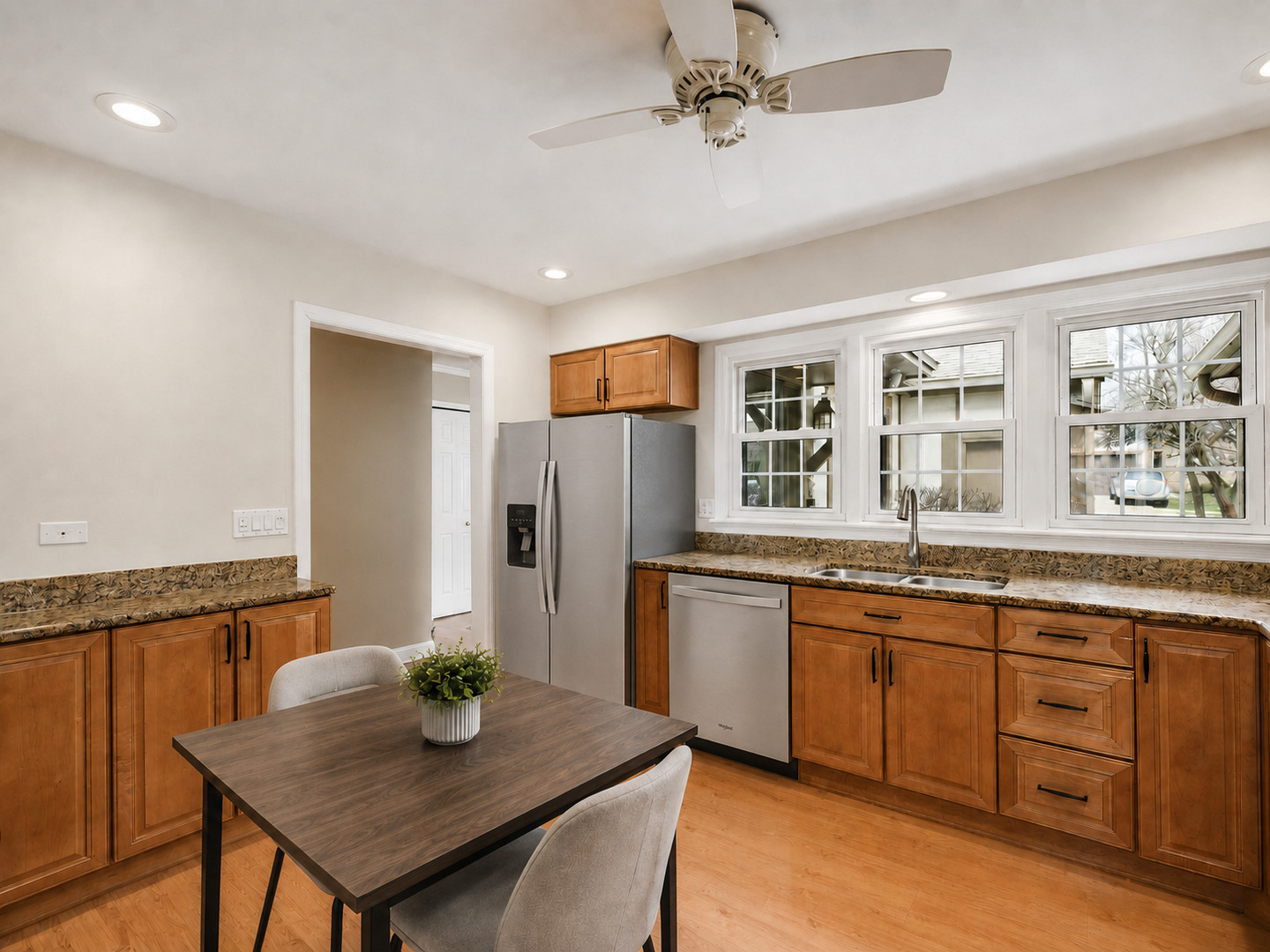 1150 Oakview Drive