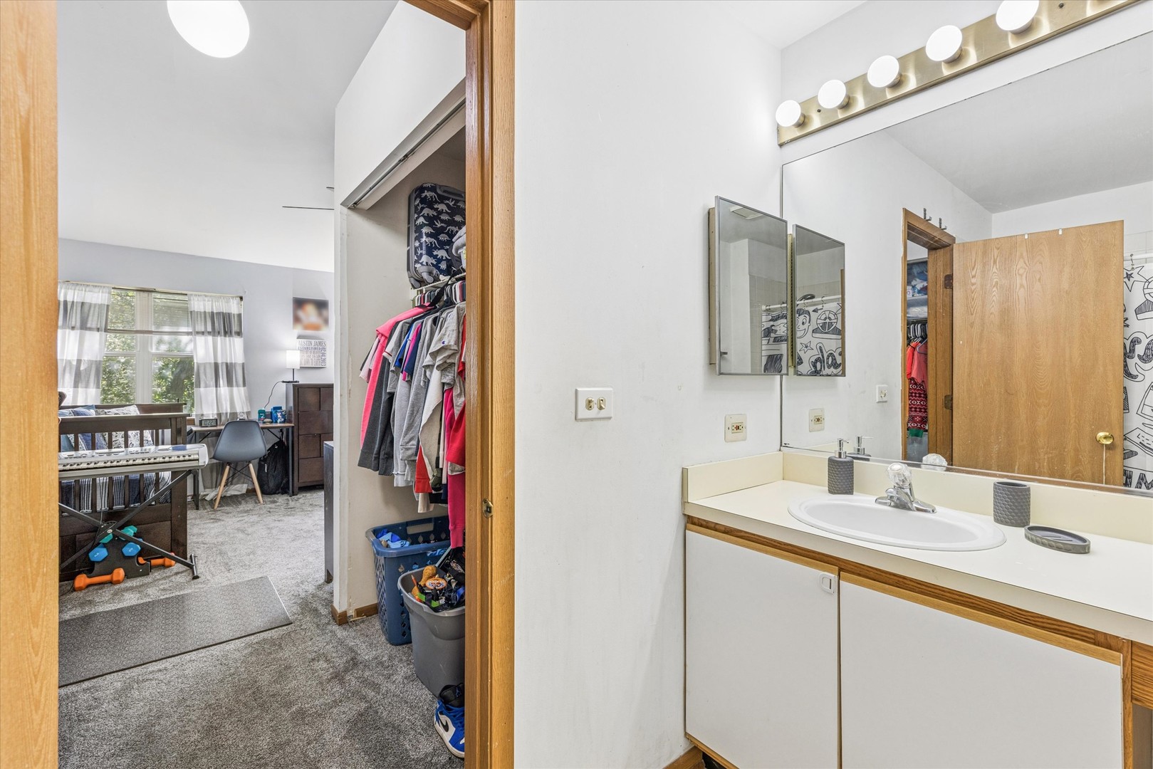 1375 Ridgefield Circle Unit: 1375