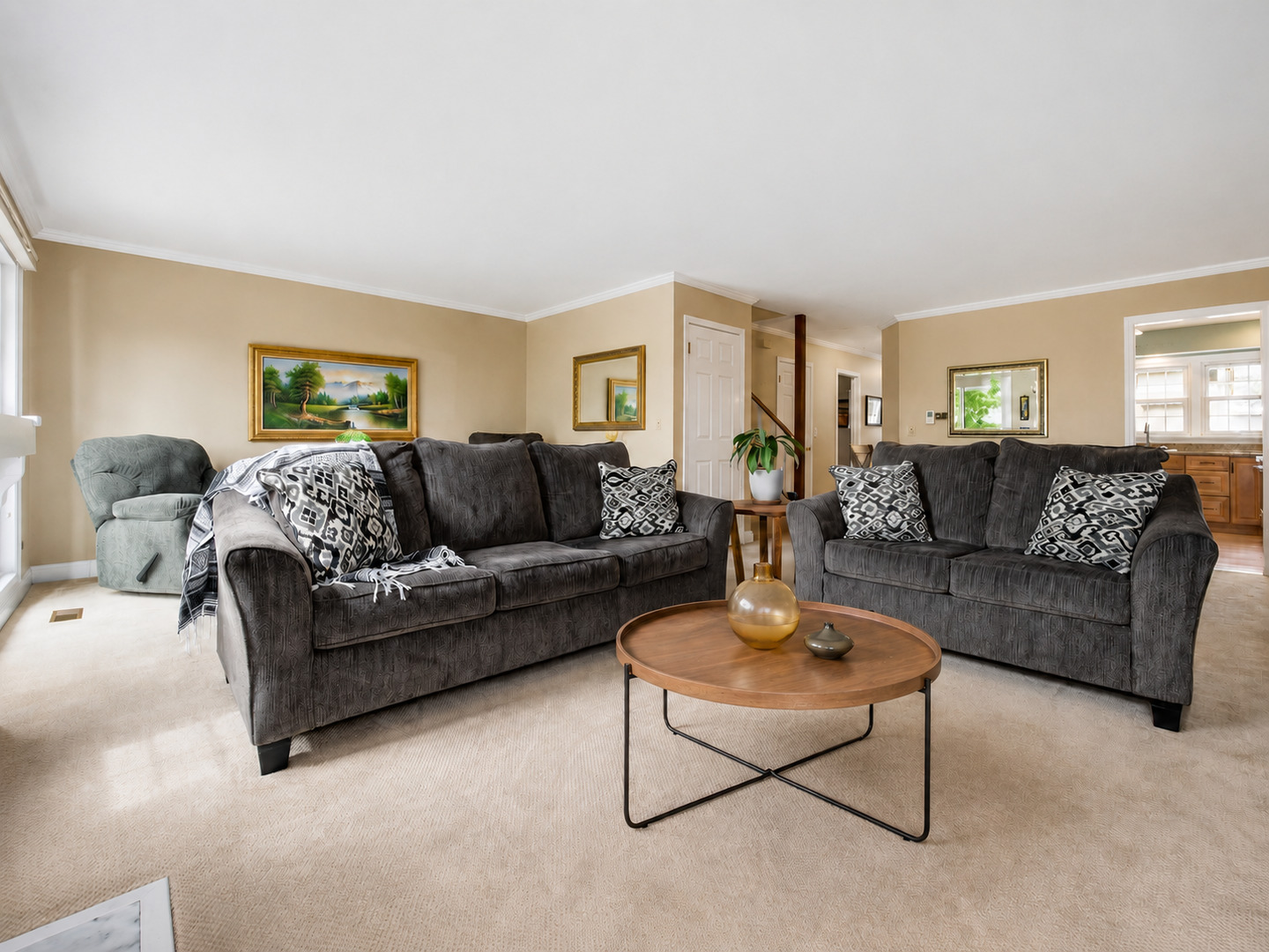 1150 Oakview Drive