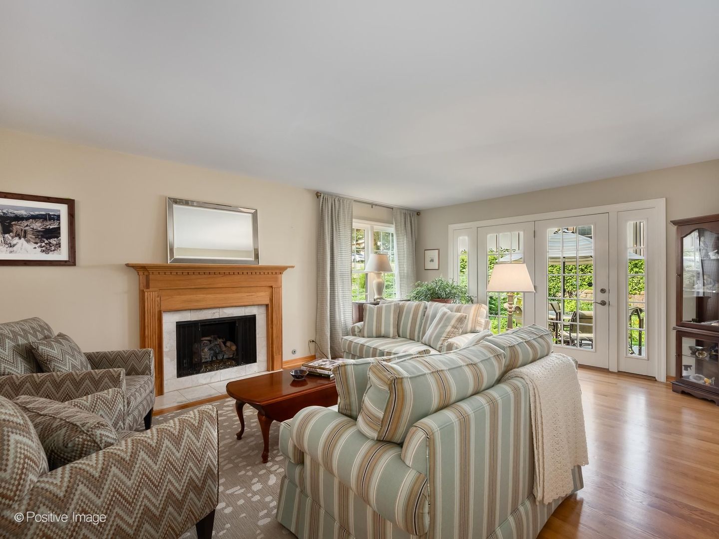 1049 Wheaton Oaks Drive
