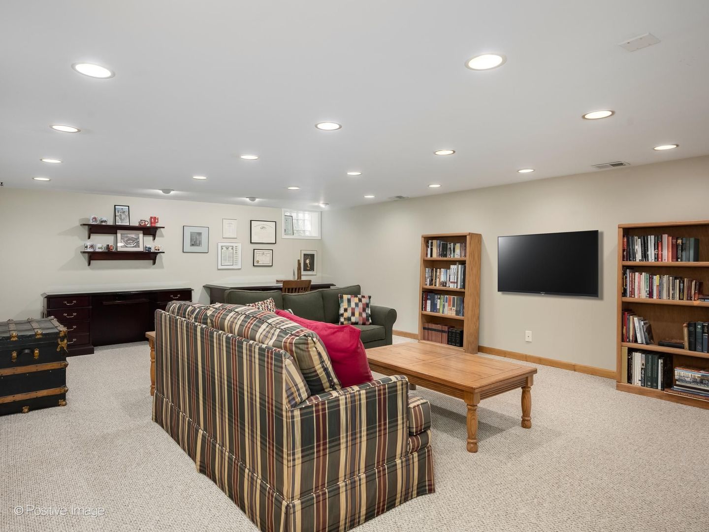 1049 Wheaton Oaks Drive