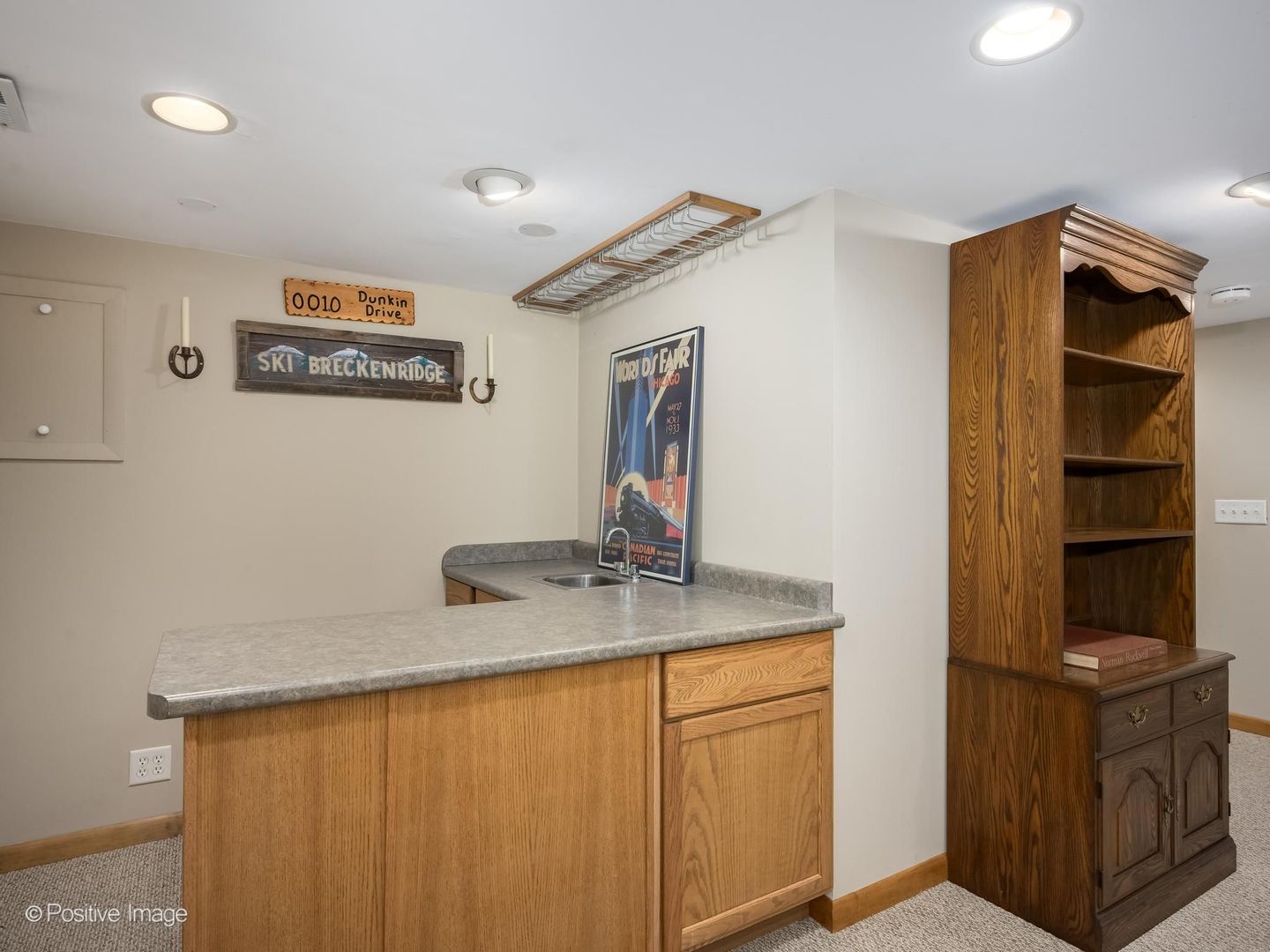1049 Wheaton Oaks Drive