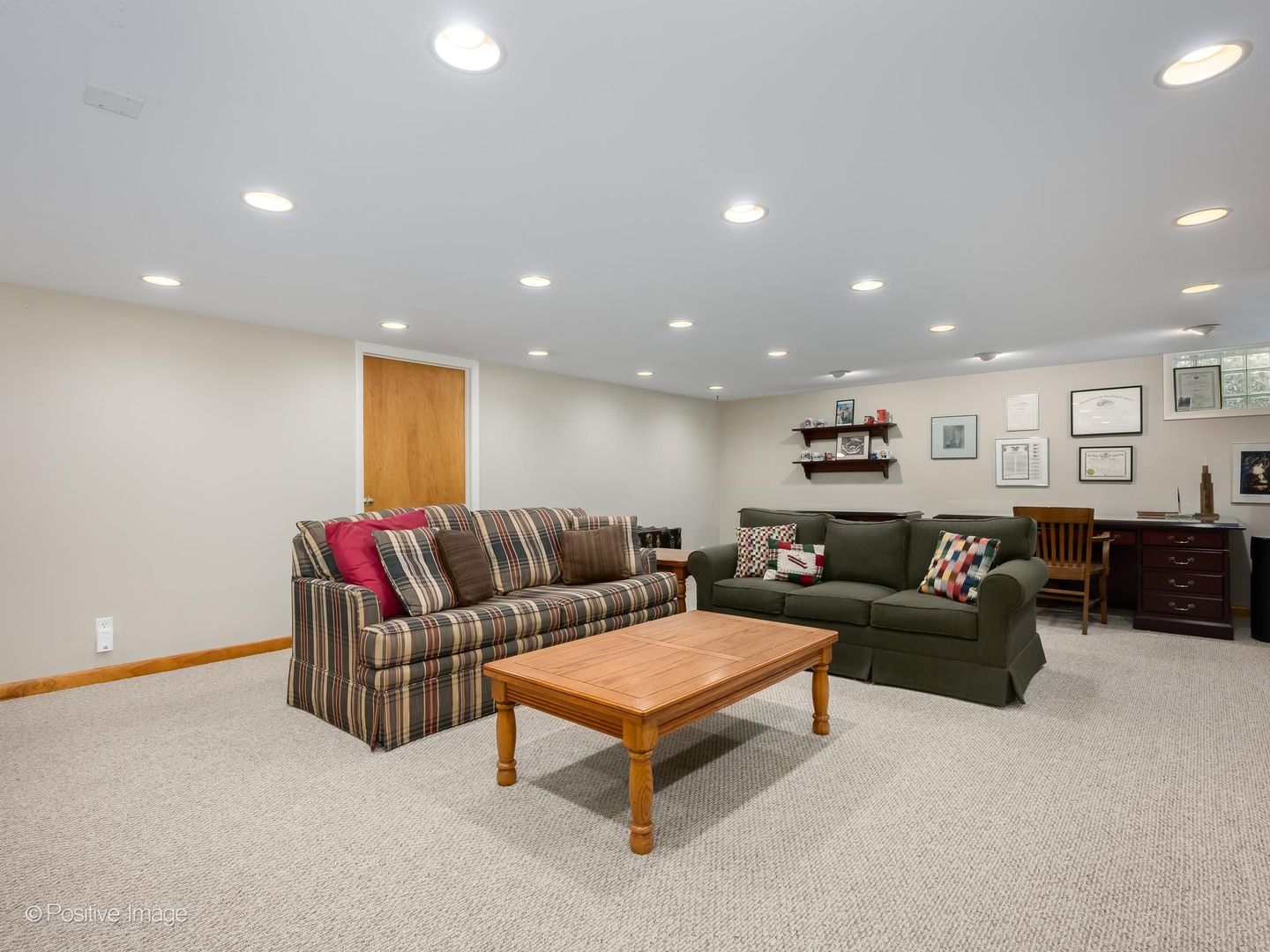 1049 Wheaton Oaks Drive