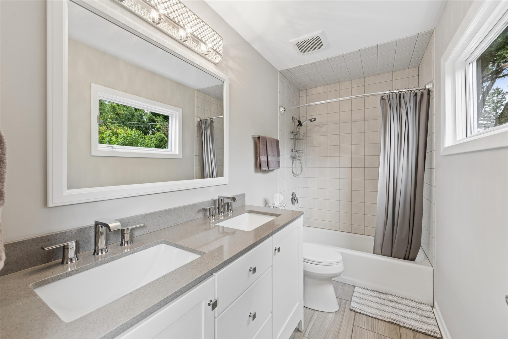 2S380 Golfview Drive