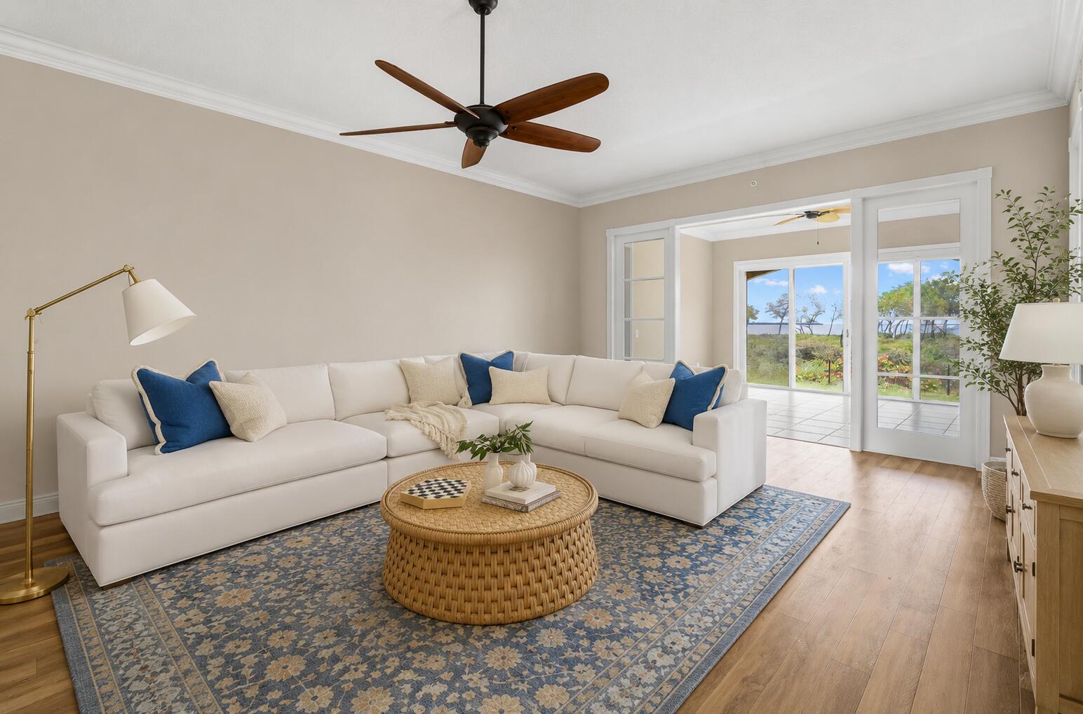 24 W Harbour Isle Dr Drive E 106